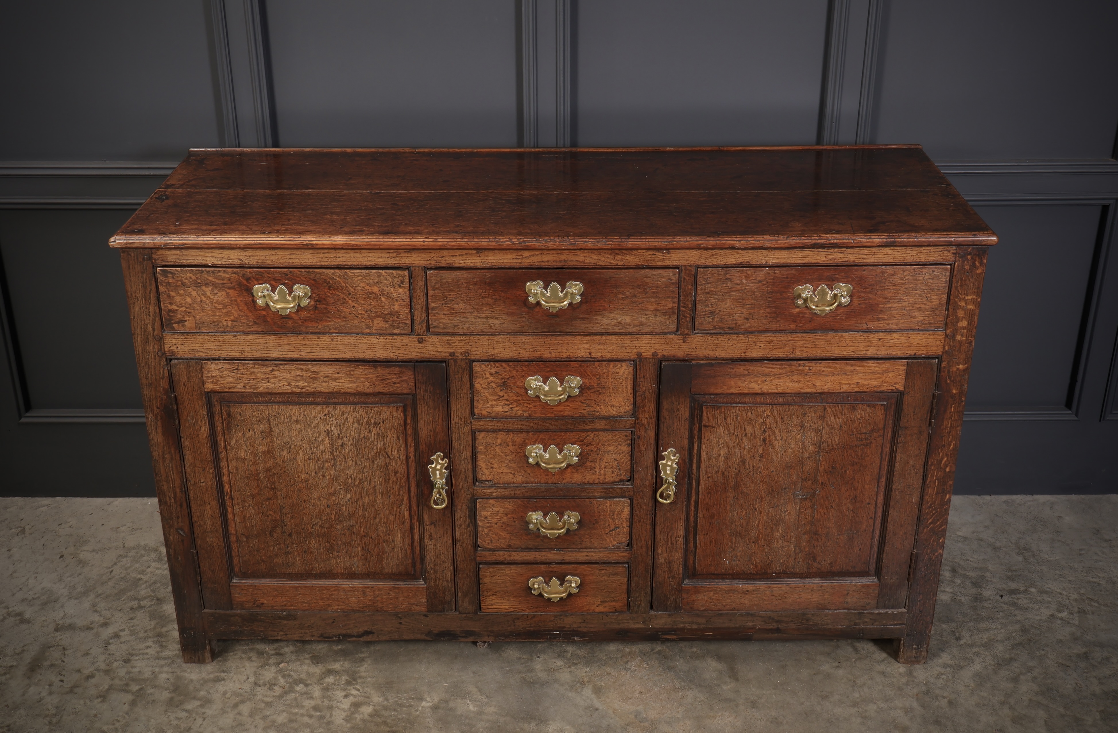 18th Century Country House Oak Sideboard antique sideboard Antique Furniture 9